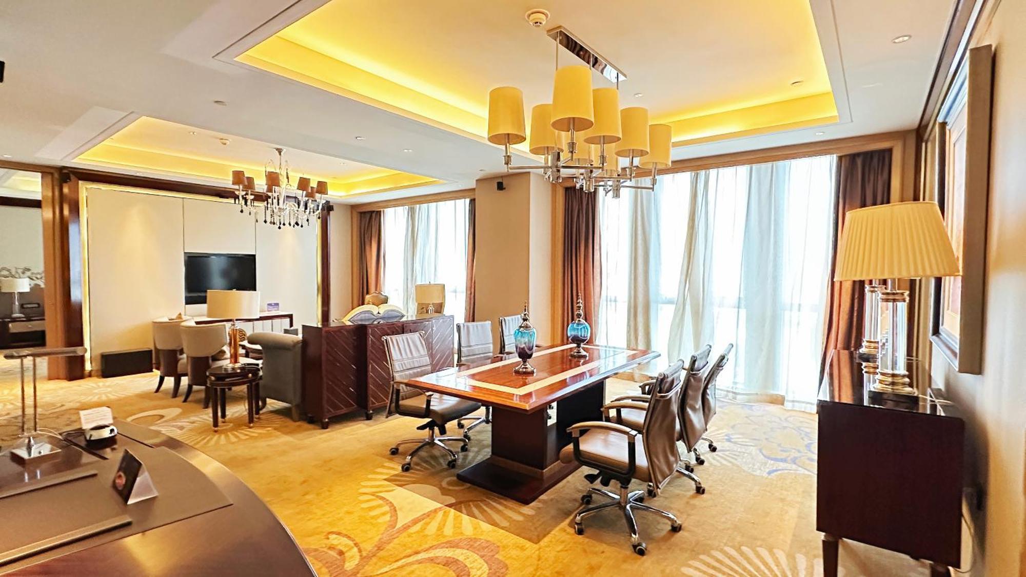Отель Wanda Realm Ningde Экстерьер фото